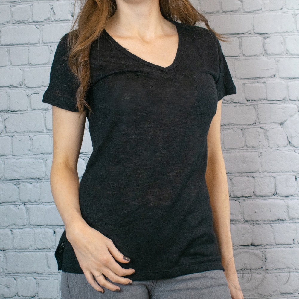 Last One❗️Black Melrose V-Neck Tee